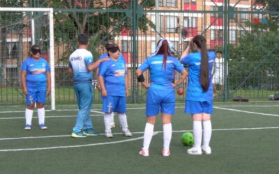 Fútbol para ciegos transforma a un grupo de mujeres con discapacidad visual en Colombia