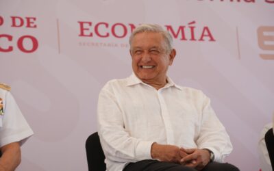 López Obrador arremete contra YouTube por editar video donde revelaba teléfono de periodista; se filtran más números