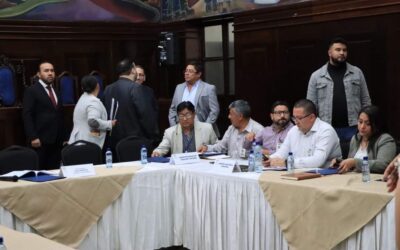 Autoridades de EEMQ acuden a reunión con diputado Julio Cesar Portillo