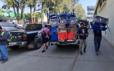 Dideduc entrega más de 3 mil escritorios en Quetzaltenango