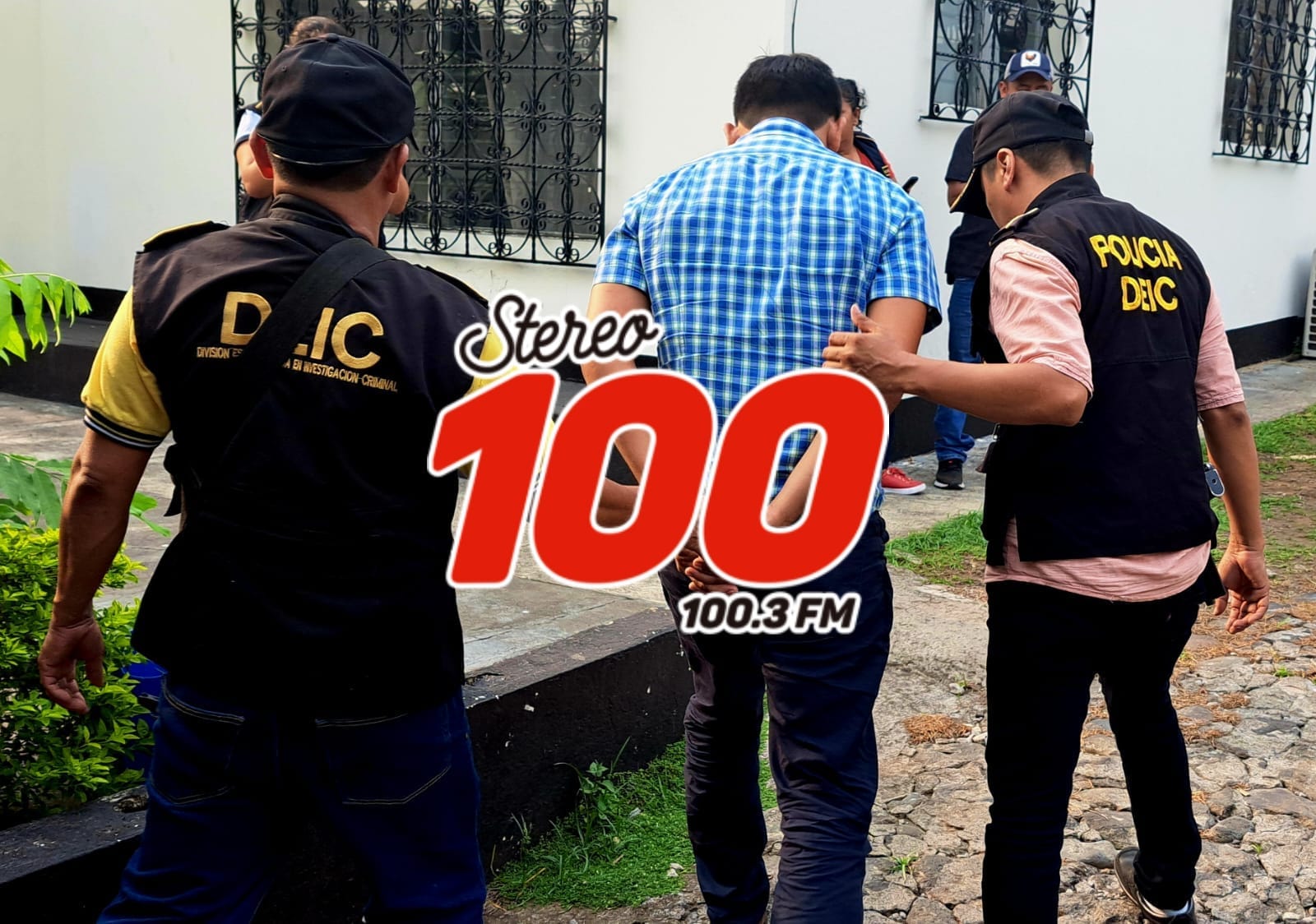 0b80fadd-9aa4-47d6-b876-69374ea2ef40