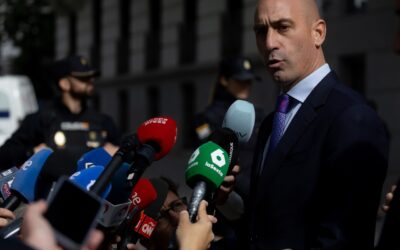 Rubiales insiste en que el beso a Hermoso fue «una manifestación de euforia» y niega «ánimo sexual»