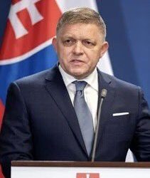 Primer ministro de Eslovaquia gravemente herido en tiroteo