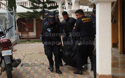 Investigan muerte de esposos en Sololá