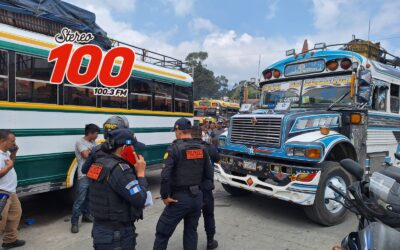Hombre muere al quedar debajo de bus extraurbano