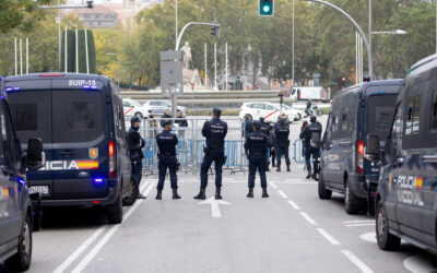 Interior rechaza eliminar las pelotas de goma para reformar la ‘ley mordaza’ y defiende la infiltración de policías