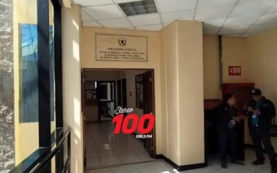 Rinde primera declaración maestro acusado de agresión sexual, ¿qué decide el juez?