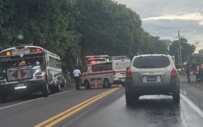 Motorista muere arrollado por un vehículo pesado