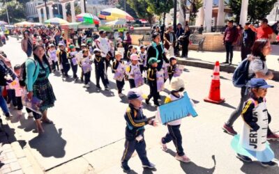 Desarrollan en Totonicapán desfile para inaugurar jornada de vacunación