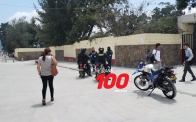 ¿Qué originó altercado entre presunto padre de estudiante y albañiles?