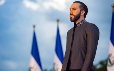 Violencia digital contra periodistas en El Salvador: ¿qué hay detrás?