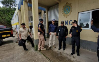 PNC se reúne para abordar seguridad en Colomba Costa Cuca por alto niveles de violencia