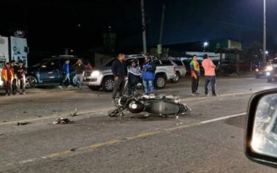 Motoristas colisionan en la ruta entre Salcajá y Quetzaltenango