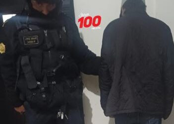 Arrestan a un adolescente quien llevaba droga