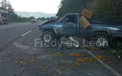Picop derrapa en la ruta Interamericana