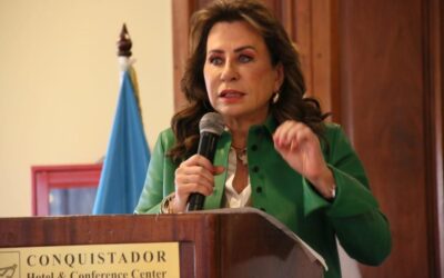 Sandra Torres es confirmada secretaria ejecutiva nacional de la UNE
