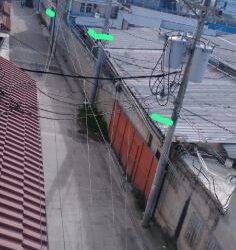 Vecinos en la zona 8 de Quetzaltenango denuncian que lámparas están quemadas