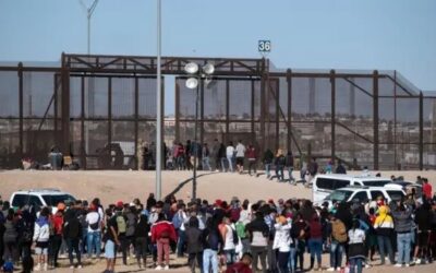 Trump podría utilizar al ejército, para realizar operación aurora en apoyo a deportaciones de inmigrantes de EEUU.