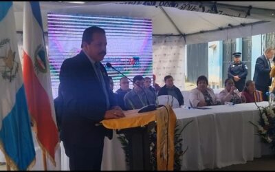 Inauguración del proyecto de adoquinado en la 34 avenida y callejones aledaños de la zona 8 de Xela.