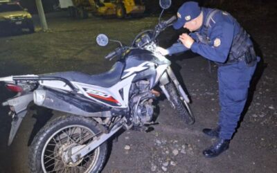 PNC captura a un hombre y recupera motocicleta en dos operativos en Quetzaltenango