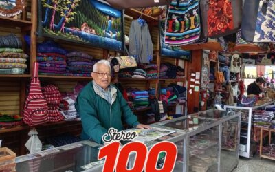 Es uno de los primeros comerciantes en ventar productos típicos en Xela