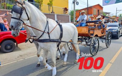 Con desfile hípico inician actividades por feria titular