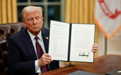 Primeros decretos de Trump: Cuba vuelve a lista de patrocinadores del terrorismo y declara inmigración ilegal como emergencia nacional
