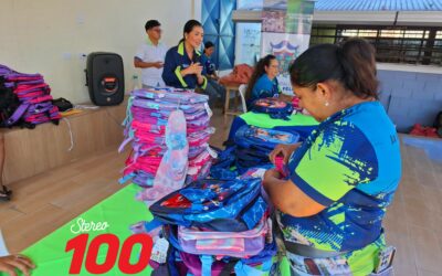 Entregan más de 4 mil mochilas