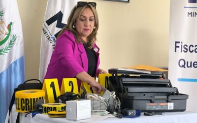 MP capacitan a periodistas sobre escena del crimen