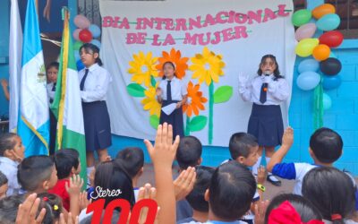 Desarrollan acto cívico por el Día Internacional de la Mujer