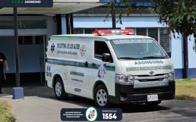 Esposos se accidentan y uno muere