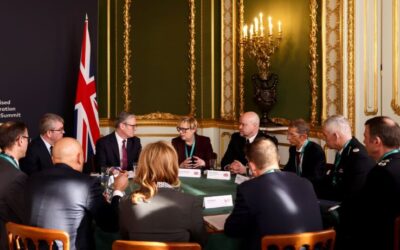 Unos cuarenta países se reúnen en Londres en una cumbre sobre inmigración ilegal