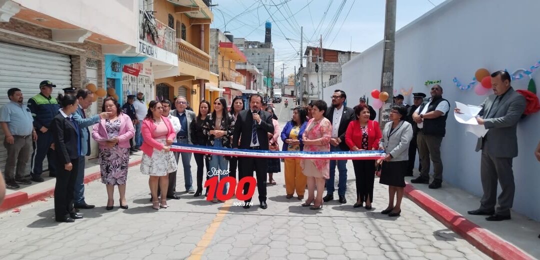 Inauguran proyecto de la 3ª calle, entre 26 y 26 avenida zona 7 de Xela.