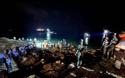 Avión con pasajeros cae al mar tras despegar en Roatán, Honduras; reportan 12 fallecidos