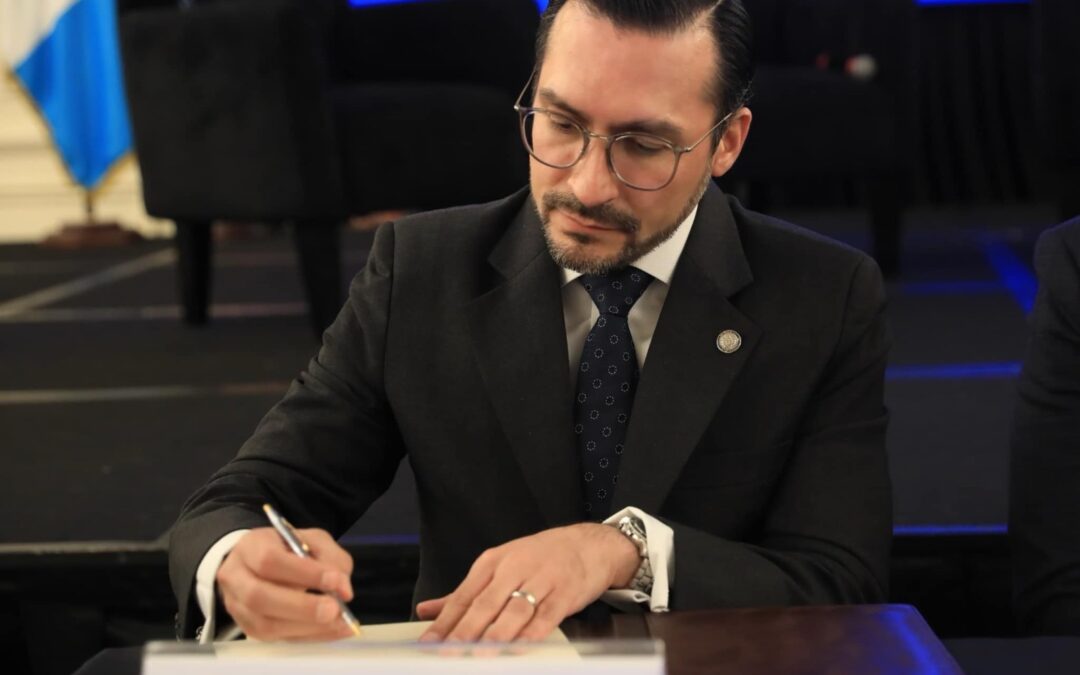 Werner Ovalle es electo nuevo jefe de la SAT.