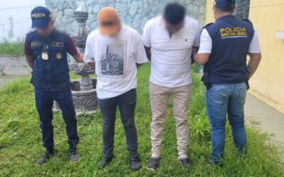MP captura a dos agentes de PNC por dos delitos
