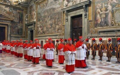 ¿Cuánto tardaron los últimos 3 cónclaves?