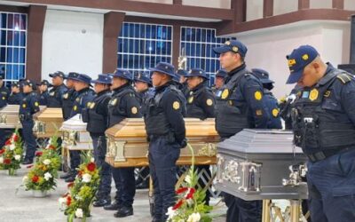 Rinden homenaje a elementos de PNC quienes murieron en San Marcos