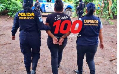 Capturan a mujer por extorsión