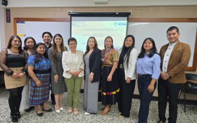 Presentan resultados de huertos para optimización nutricional