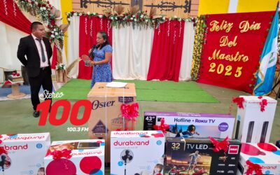 Celebran Día del Maestro en El Asintal