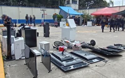 Localizan televisores, teléfonos y consolas de videojuegos en cárcel Fraijanes II