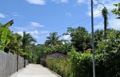 Vecinos esperaron más de 40 años para reparación de calle