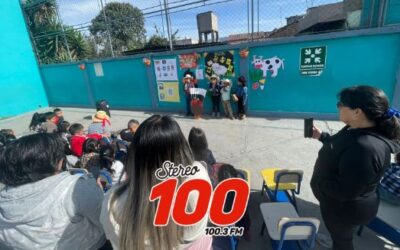 Niños de Párvulos exponen derivados de animales de granja