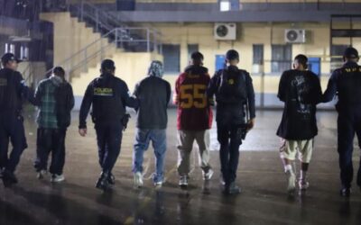 Consignan a pandilleros por el homicidio de dos reos en Izabal