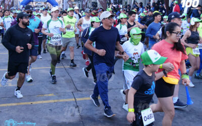 Más de mil corredores participan en la Décima Carrera Familiar XRun