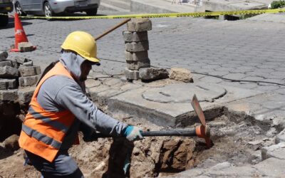 Reparan hundimiento en la zona 7 de Xela