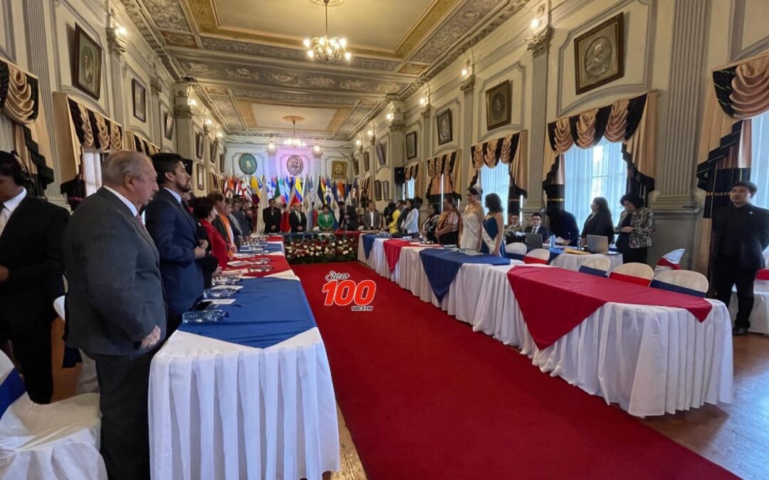 Presentan ganadores de Juegos Florales Hispanoamericanos