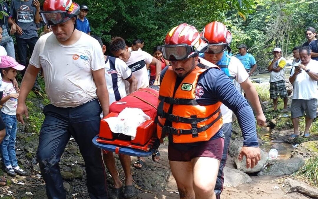 Localizan el cadáver de joven quien fue arrastrado por río
