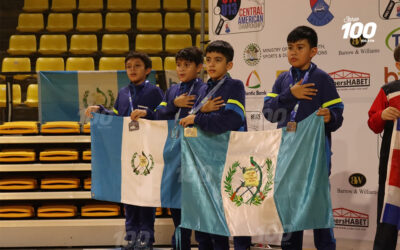 Tenista quetzalteco cosecha medallas en torneo centroamericano